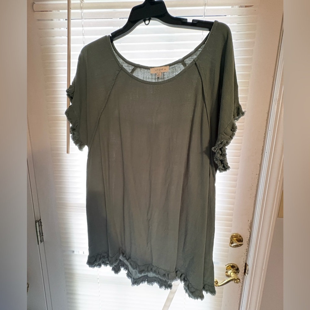 Umgee Olive Green Frayed Blouse